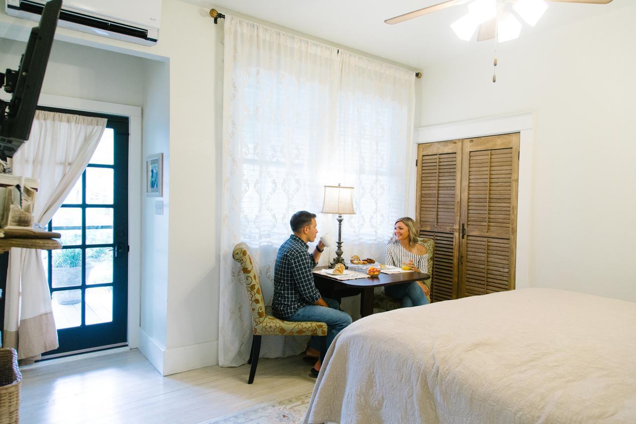 Blue Heron B&B Мандевил Екстериор снимка